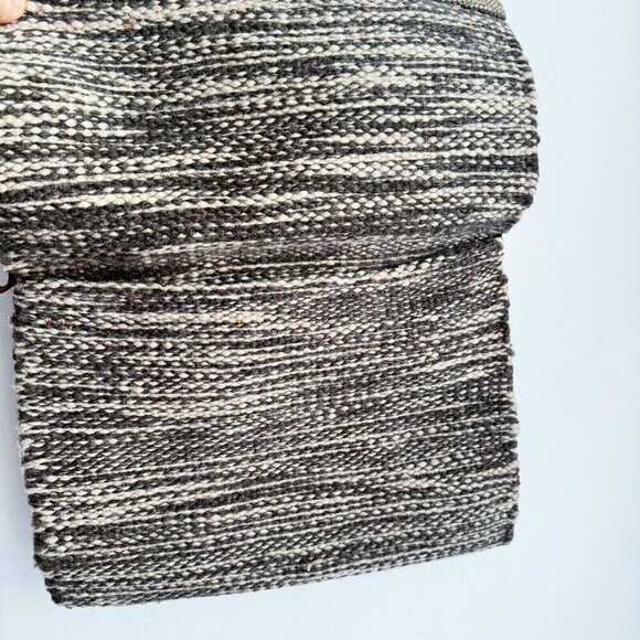 Vintage  Wool Knit Large Messanger Bag w Leather Strap - Picture 5 of 7